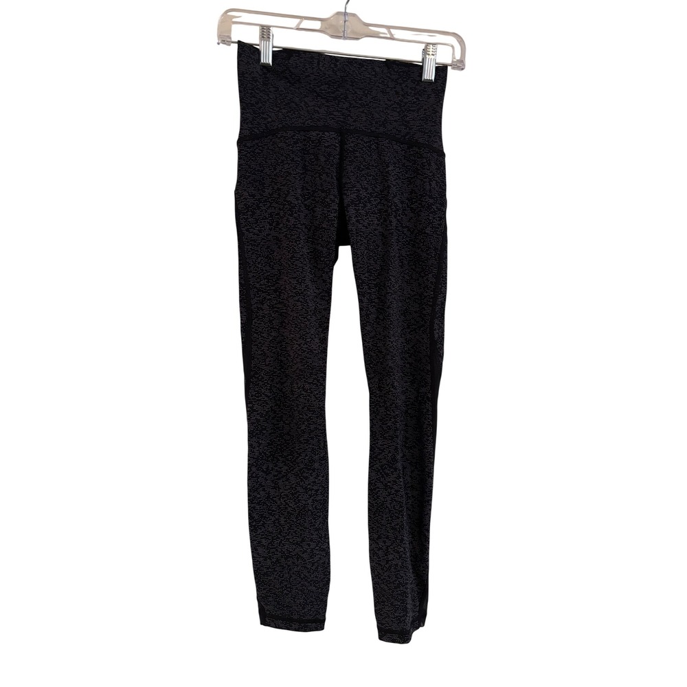 Lululemon Train Times 7/8 Pant (25" )
Soundwave White Black / Black Size 4